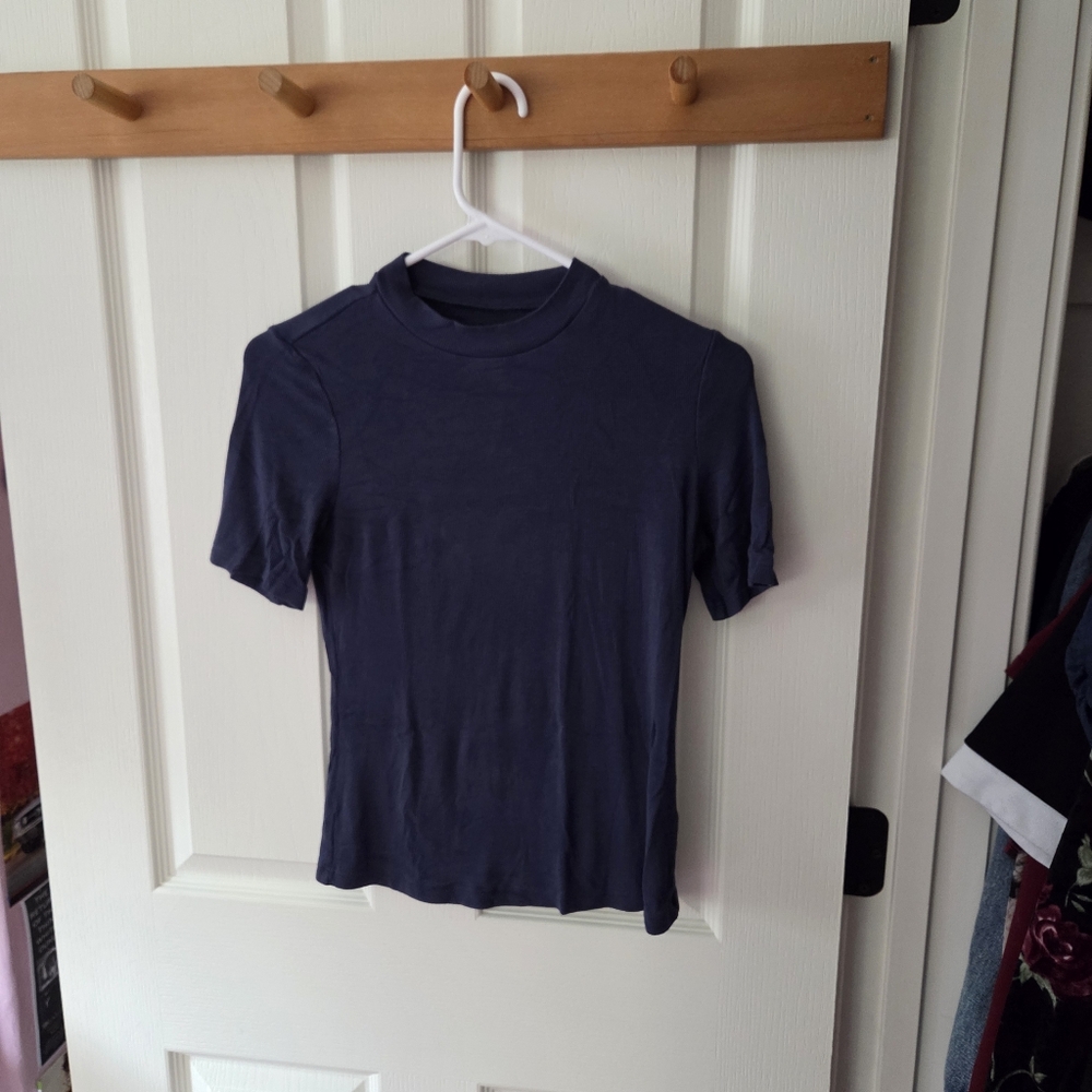 Mock Neck Ribbed Short Sleeve Tee - Navy Blue